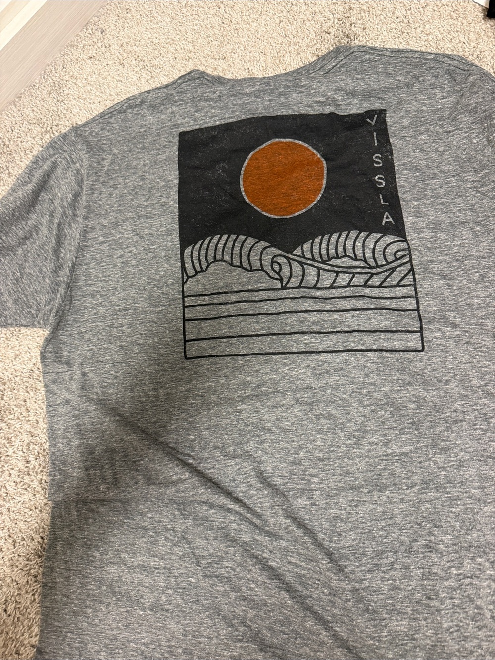 VISSLA Heather Gray Logo Short Sleeve Tee - Picture 2 of 2